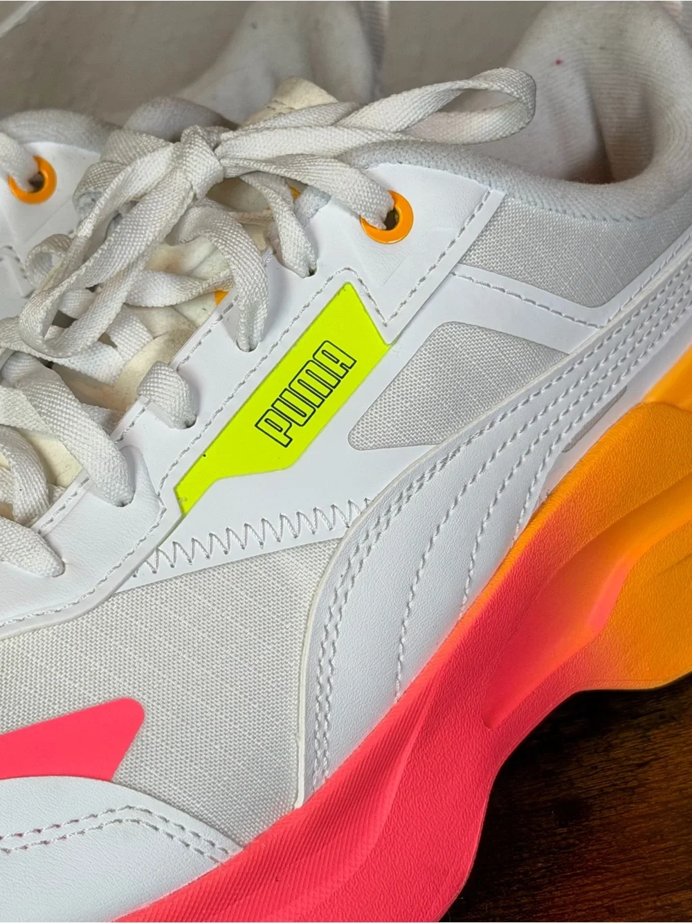 PUMA Kosmo Rider Summer Squeeze White Neon Chunky Sneakers Women’s 9.5 EU 40.5